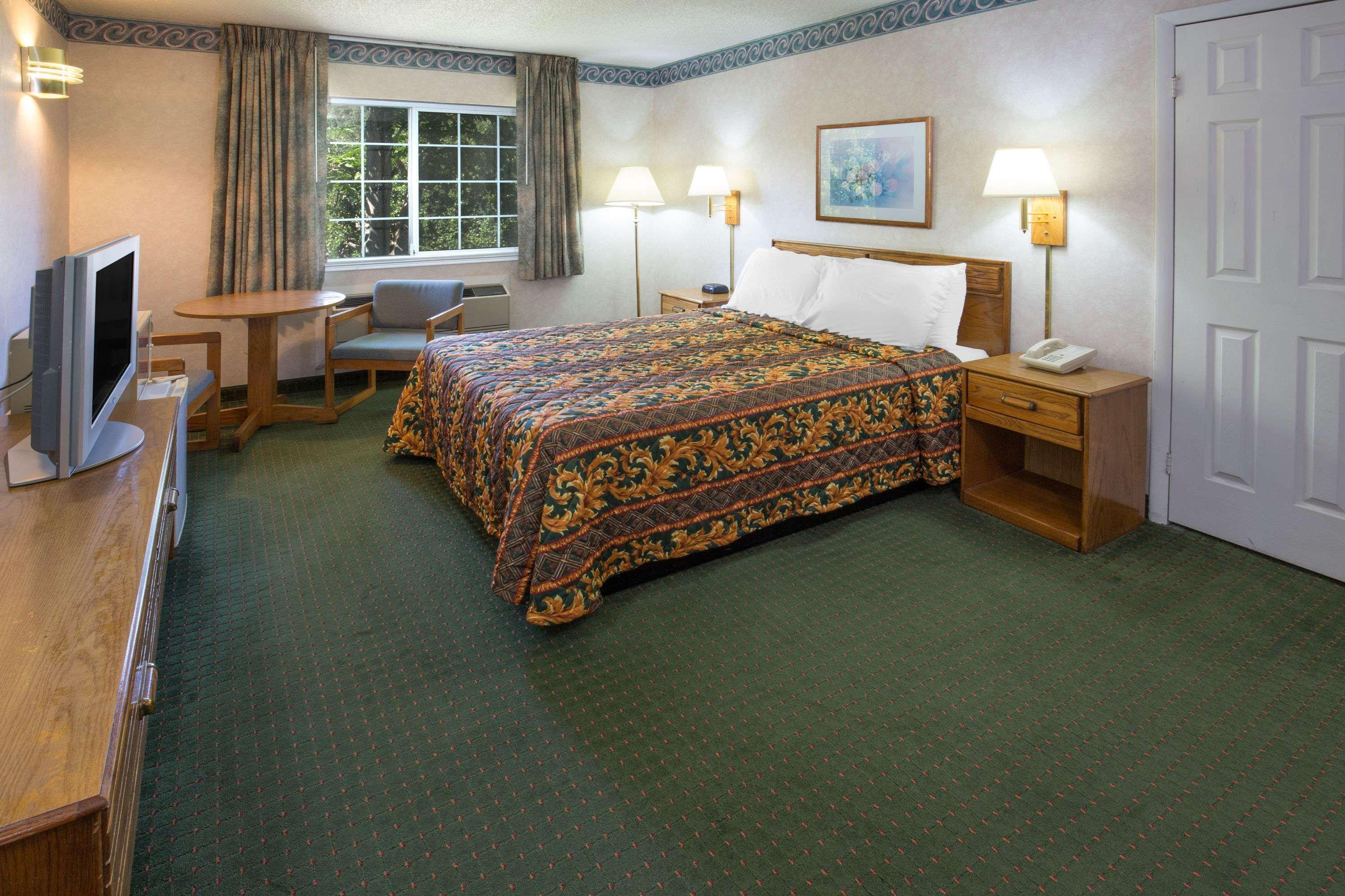 Days Inn By Wyndham אורוויל מראה חיצוני תמונה