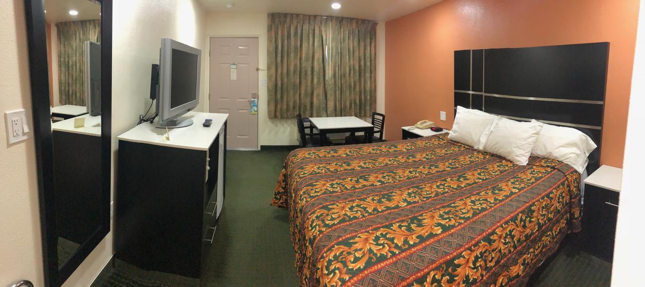 Days Inn By Wyndham אורוויל מראה חיצוני תמונה